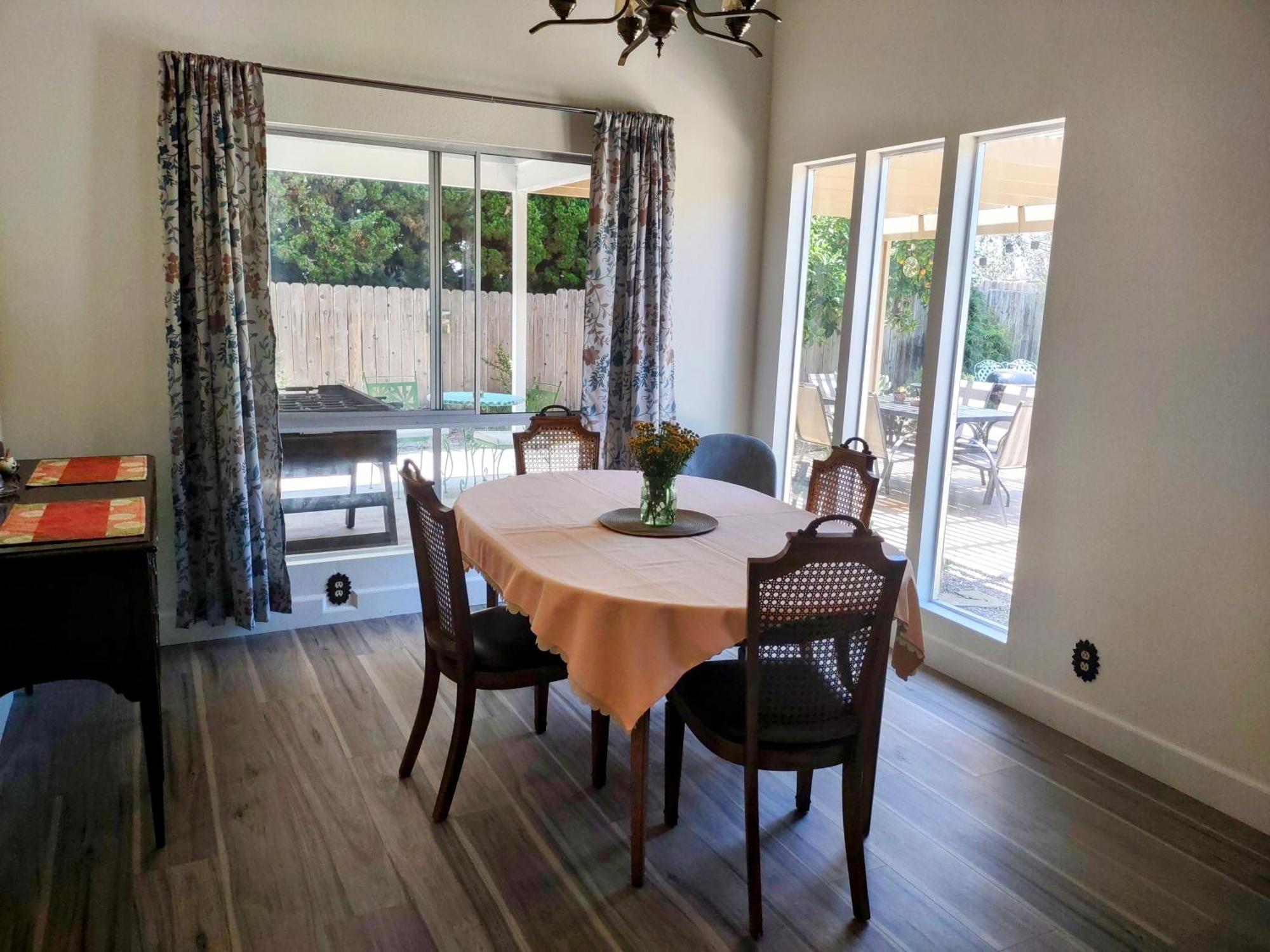 Custom Home - Beach Close/Convenient To Everything Oceanside Exterior foto